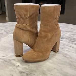 CLEARANCE - Michael Kors - “Dolores” suede bootie - khaki color
